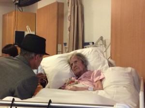 "Frank" sings to a patient
